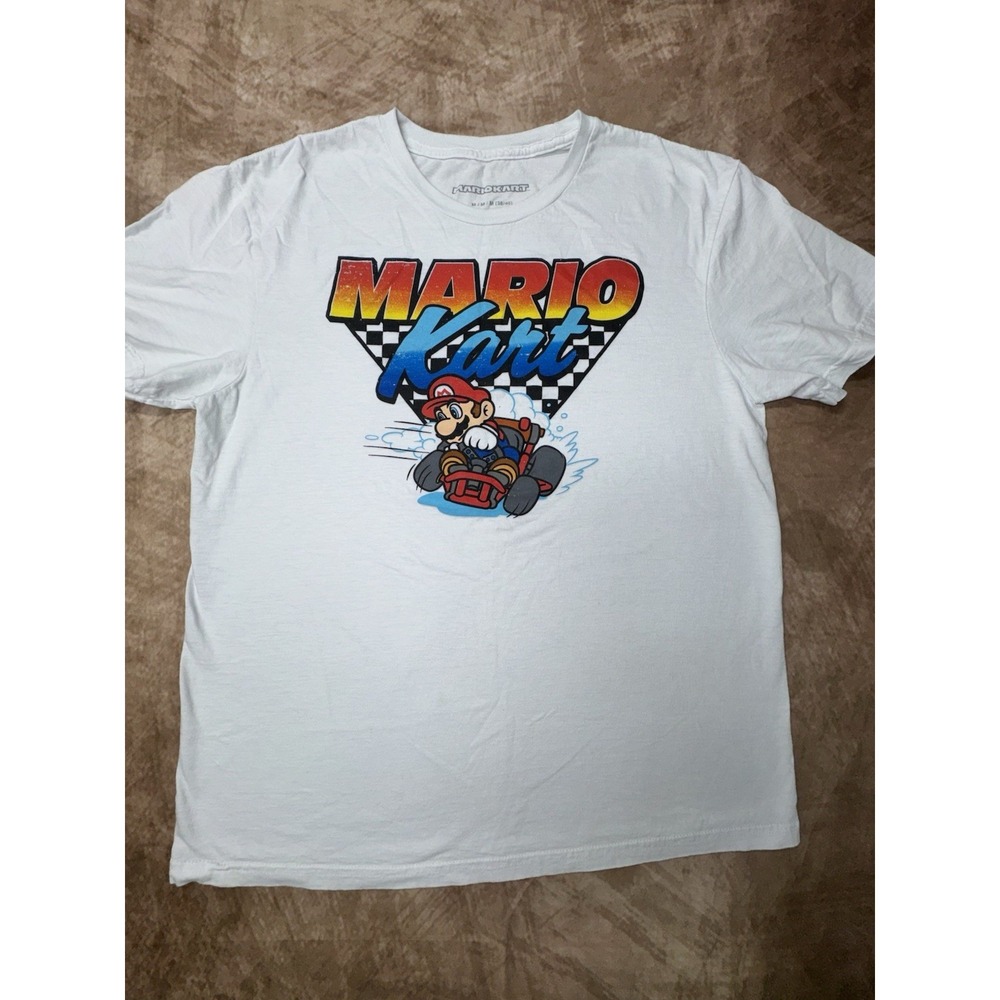 MarioKart White Graphic Short Sleeve Cotton TShirt Mens Medium Super Mario Bros.